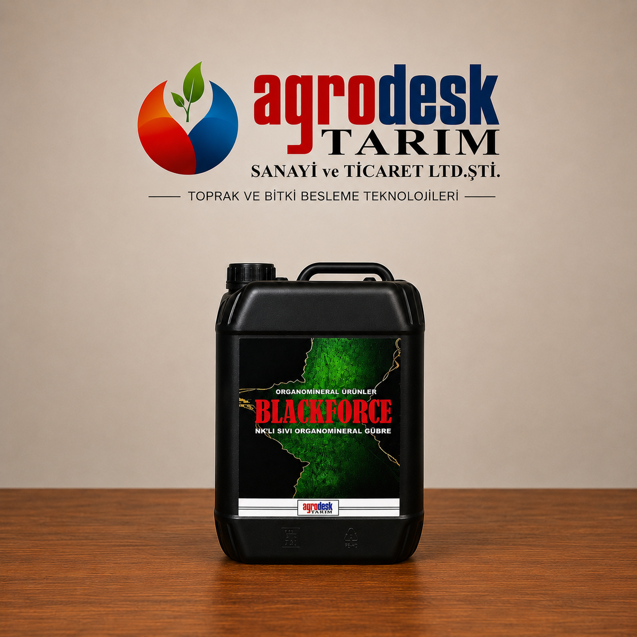 BLACKFORCE NK'LI SIVI ORGANOMİNERAL GÜBRE 5 LT